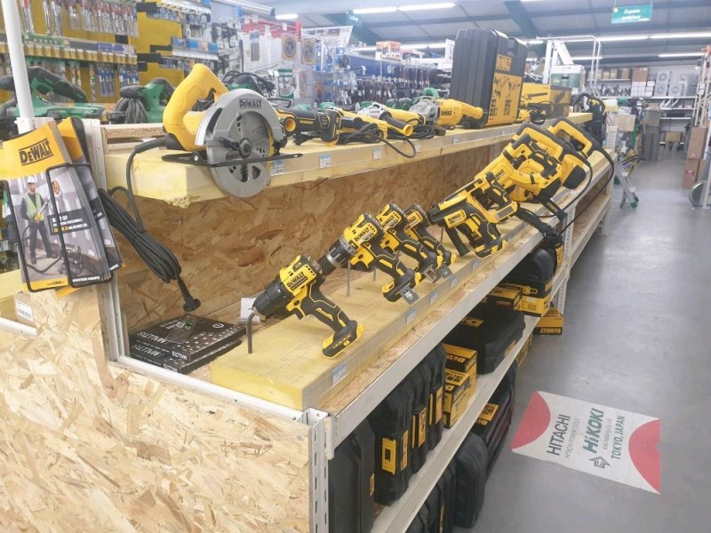 Magasin spécialiste de l'outillage électroportatif dans les Bouches du Rhône et le Vaucluse