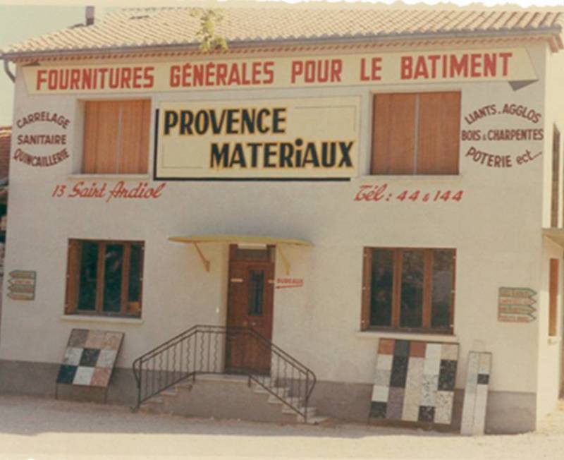 Provence Matériaux est votre partenaire local dans les Bouches-du-Rhône et le Vaucluse